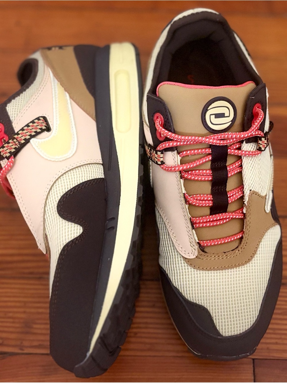Travis Scott x Nike Air Max 1 Baroque Brown